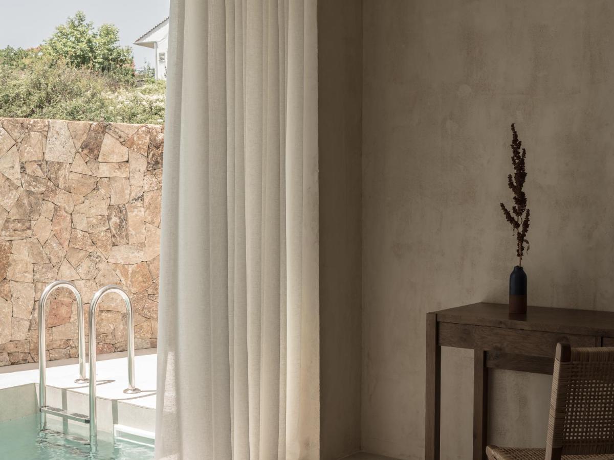 Seven Rocks Aparthotel Paliouri Exterior photo
