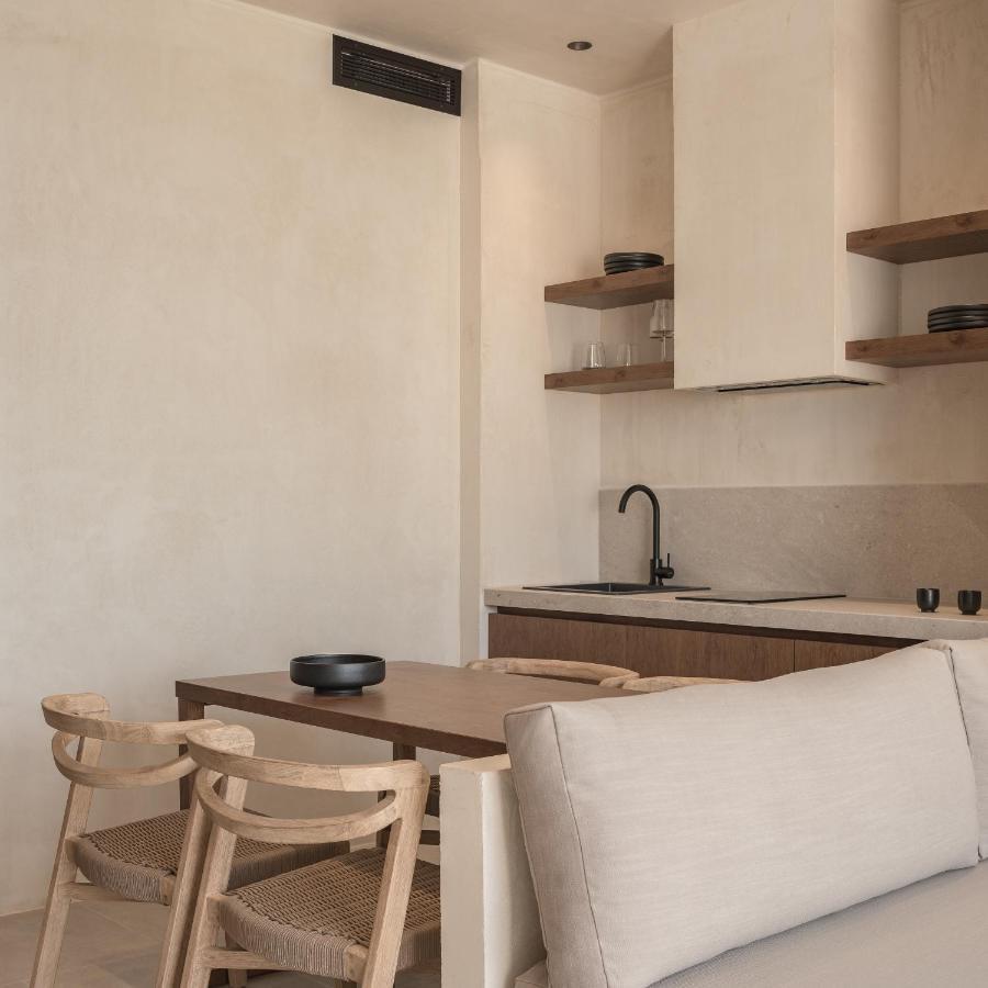 Seven Rocks Aparthotel Paliouri Exterior photo