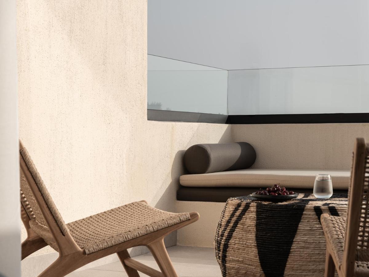 Seven Rocks Aparthotel Paliouri Exterior photo